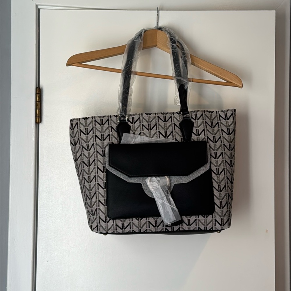 NWT Naturalizer Dylana 2 Commuter Tote
